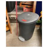 Sterilite No Touch Trash Can