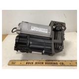 2008-2013 Mercedes GL550 Air Compressor