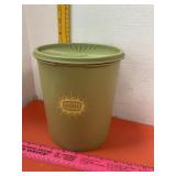 Tupperware Cookie Servalier Cookie Canister