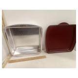 DoughMakers Textured Aluminum Square Lidded