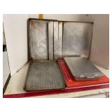 Bakeware Cookie Sheets & Cake Pan