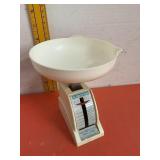 Weight Watchers Scale & Bowl