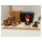 Assorted Boyd's Bears & Poinsettia  Plant 5