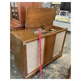 Zenith FM-AM Turn Table