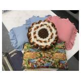Throw Pillows. 5