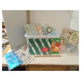 Lidded Tote with Wrapping  Paper,  Gift Bags &