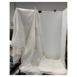 Lace Tablecloth & 12 Cloth Napkins