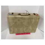 Samsonite Vtg Luggage & Key 1 Latch Damaged