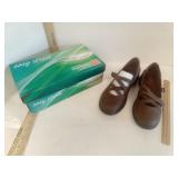 Easy Street Comfort Wave MaryJanes Shoes in Box