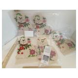 Hungarian Folk Art Felt Dogs & Cat w Floral D