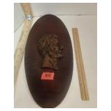 Abraham Lincoln Profile Bust Oval Plaque, Needs