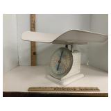 Vintage American Family Nursery Scale