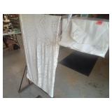 Linen Placemats & Napkins in pkg & Large Lace