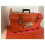 Homer Toolbox 19'  1 Latch Is Broken