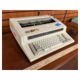 IBM Personal Wheelwriter Typewriter Electric