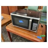 Hamilton Beach 1350 Watt Microwave