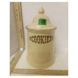 Pfaltzgraff Village Stoneware Lidded Cookies
