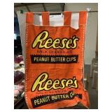 Reeseï¿½s Peanut Butter Cups Banner Flag