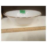 FireKing White Milkglass  Serving Bowl w Swirl