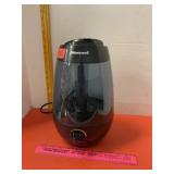 Honeywell Cool Mist Humidifier Model HUL535B