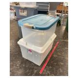 Rubbermaid Storage Totes 2