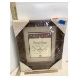 Studio Portrait Frame Nip