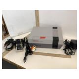 Nintendo Entertainment System w Controllers 2 &
