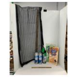 Magnetic Bug Closure For Door & Car Cleaning