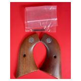 Ruger Super Blackhawk Factory OEM Walnut Grips
