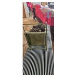 Vtg metal sleigh decor green pinecone