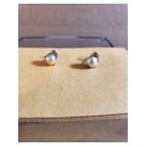 14kt gold pierced earrings 1.2g tw tested