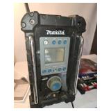 Makita work site radio