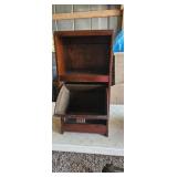 Vintage wood record cabinet in good shapes