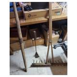 3 Ranch primitives Singletree, rake & branding