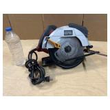 7 1/4ï¿½ CHICAGO ELECTRIC CIRCULAR SAW - works