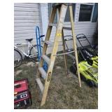 Stanley six foot fiberglass ladder