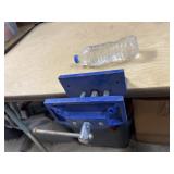 6ï¿½ Blue Clamp on Metal BENCH VISE - nice