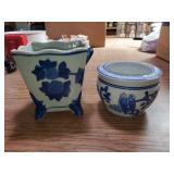 2 planters 1 Portugal 1 China