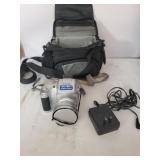 FinePix S 3000 Digital Video camera with case and