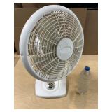 11' White Ocillating 3-Speed Electric Fan - WORKS