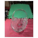 8.5'ï¿½ 12.5'ï¿½ 7.5' glass crystal flower basket w/