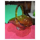 11'ï¿½ 9' vtg tiara glass basket w/ handle