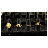 Lot of 4 rings various sizes