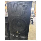 Pair of Behringer Eurolive B1520 Pro Loud Speakers