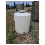 Vertical storage tank