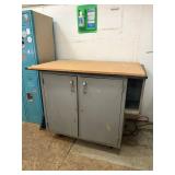 Metal rolling cabinet