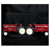 Lot of 2 international tractors diecast models