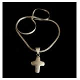 Sterling silver 925 Cross necklace pendant 11.4 g