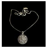 Sterling silver 925 pendant necklace 4.2 g