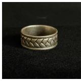 Sterling silver 925 ring 5.75, 3.1 g